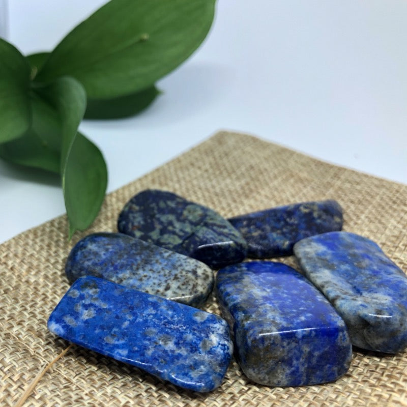 Polished lapis lazuli blue flatter crystal stones