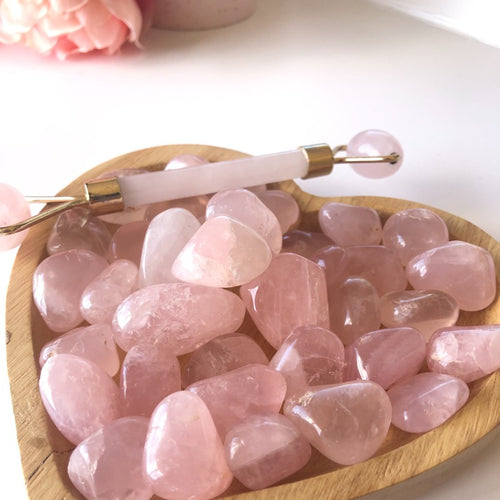 rose quartz tumbled crystals pink